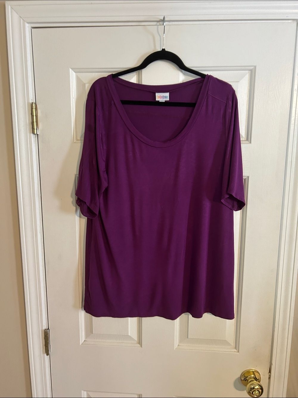 LuLaRoe Plum Scoop Neck Short Sleeve‎ Top Medium